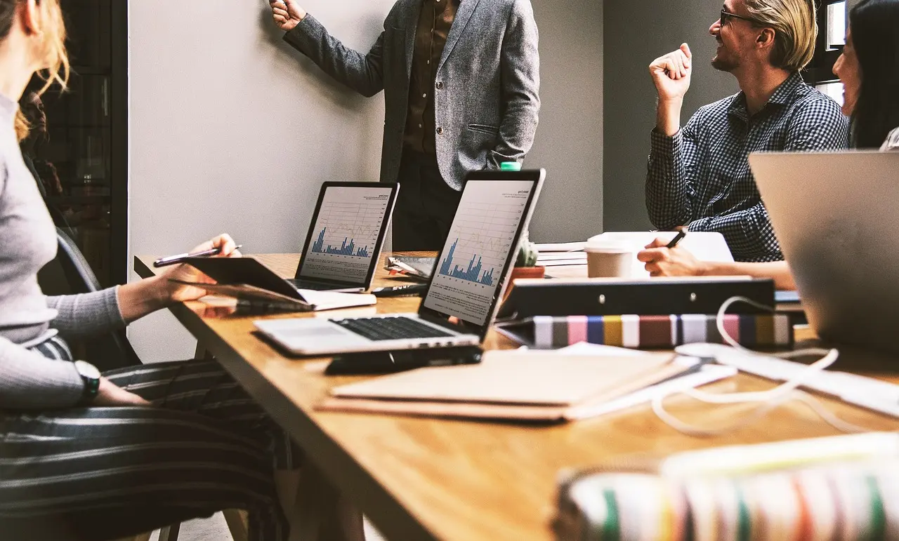Equipo de consultoría empresarial